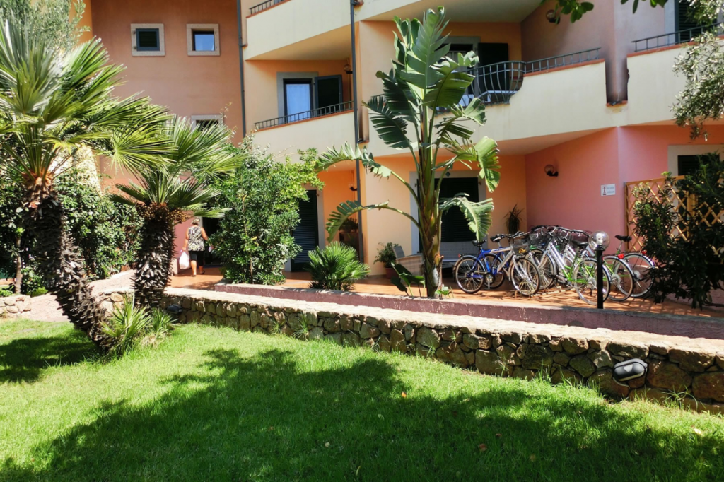 SANTA TERESA GALLURA – RES. I MIRTI BIANCHI