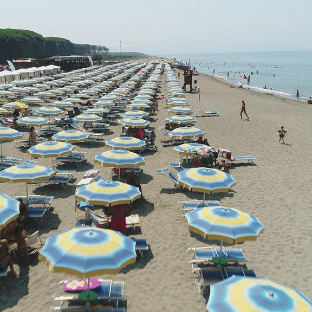 EBOLI – VILLAGGIO PAESTUM