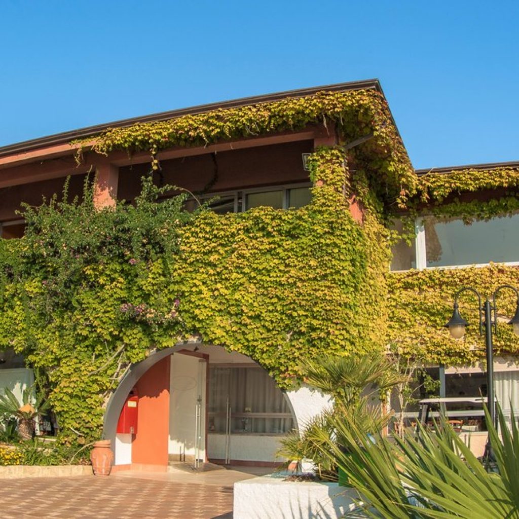 CASAROSSA SPORTING RESORT CAPO COLONNA