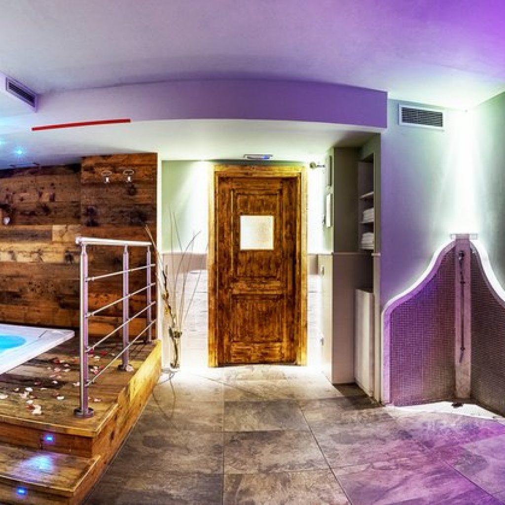 HOTEL SANTANTON BORMIO