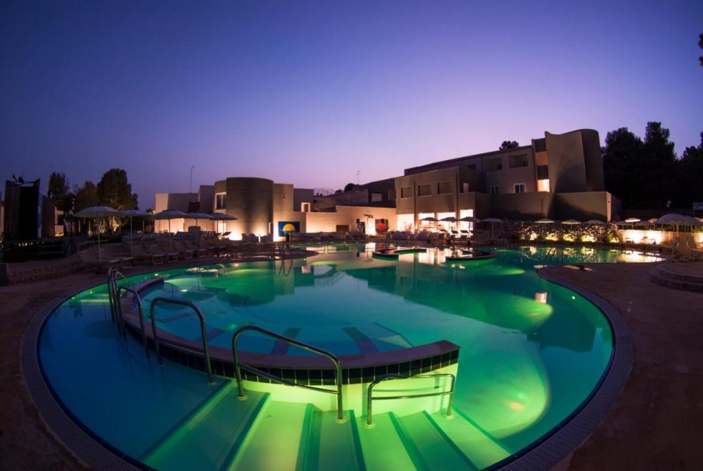 CLUB SPIAGGE BIANCHE FONTANE BIANCHE