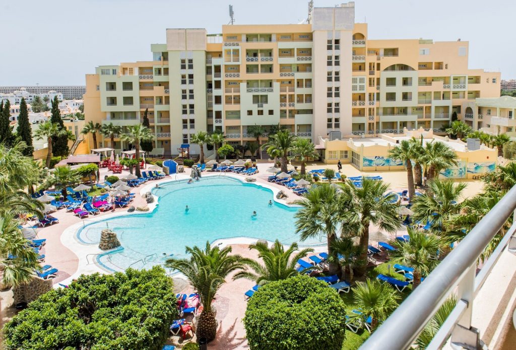 APARTAMENTOS FENIX BEACH