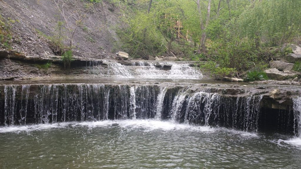 ROCK GLEN FAMILY RESORT