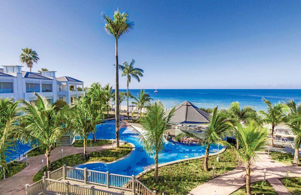 AZUL BEACH RESORT