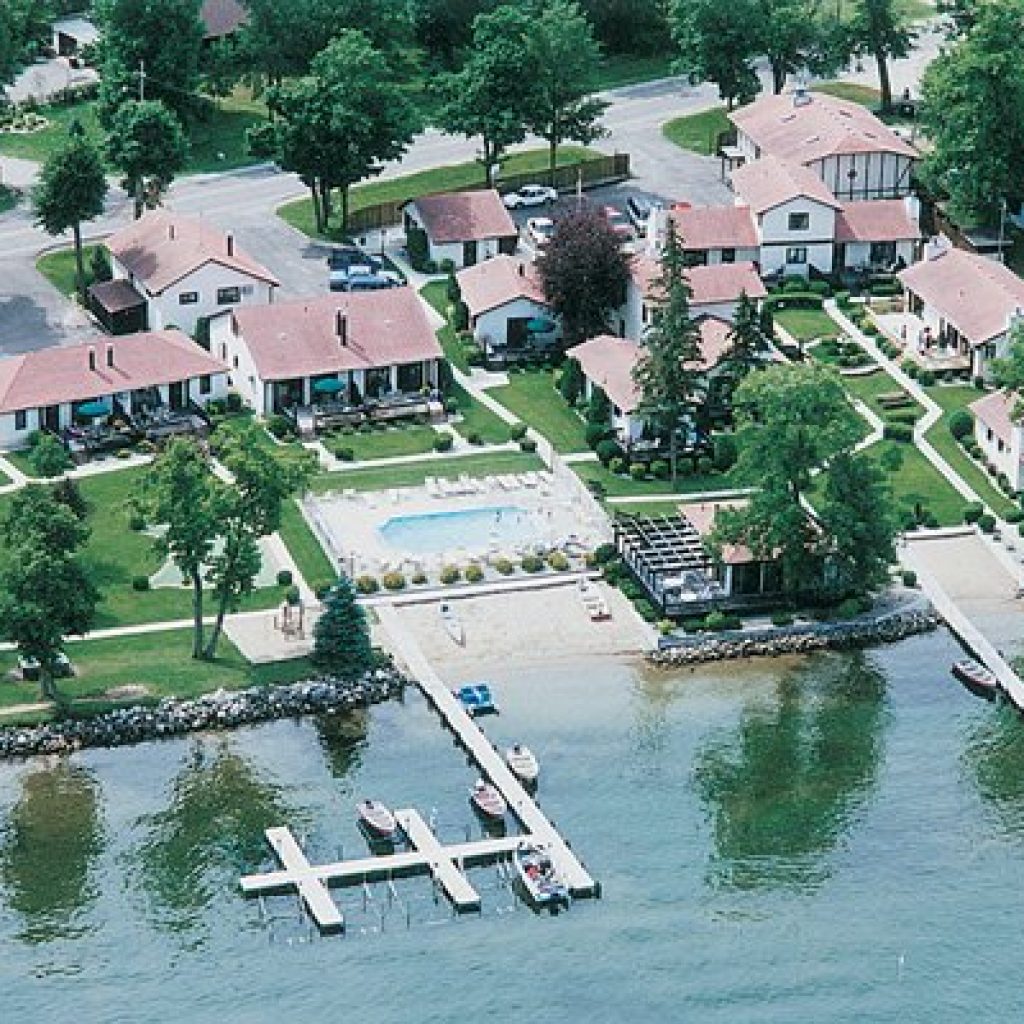 Breezy Shores Resort & Beach Club