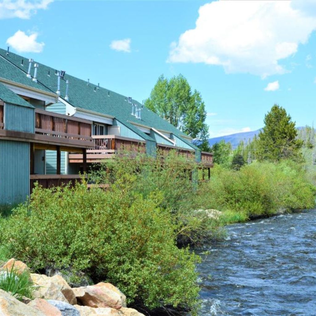 TWIN RIVERS CONDOMINIUM